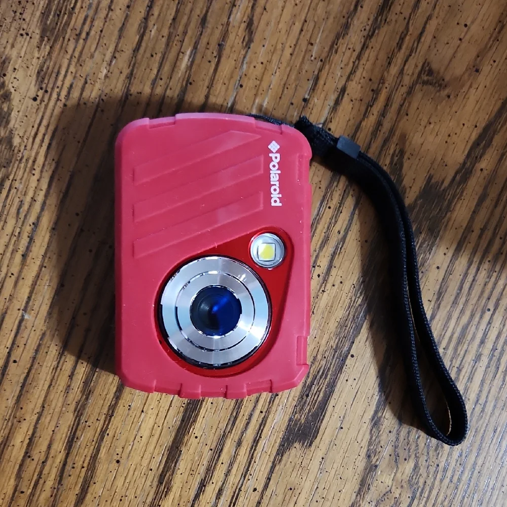 Polaroid Vibrant Red Camera with Strap